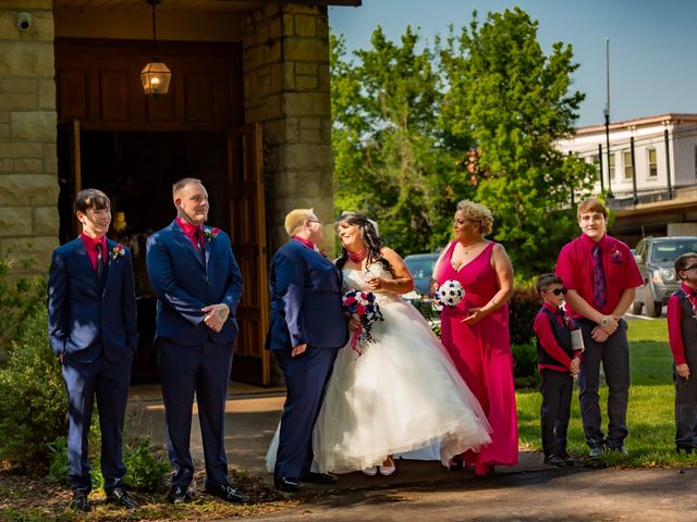 Angel and Brittney&apos;s Wedding in Crystal City, Missouri 3