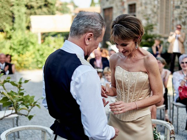 Diletta and Massimo&apos;s Wedding in Tuscany, Italy 24