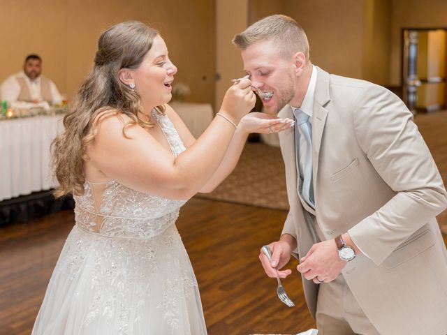 Tyler and Lauren&apos;s Wedding in Merrillville, Indiana 23