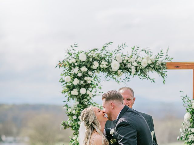 Meredith and Nathan&apos;s Wedding in Charlottesville, Virginia 18