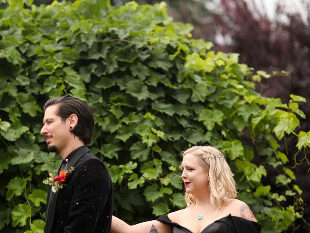 Garrett and Victoria&apos;s Wedding in Estacada, Oregon 9