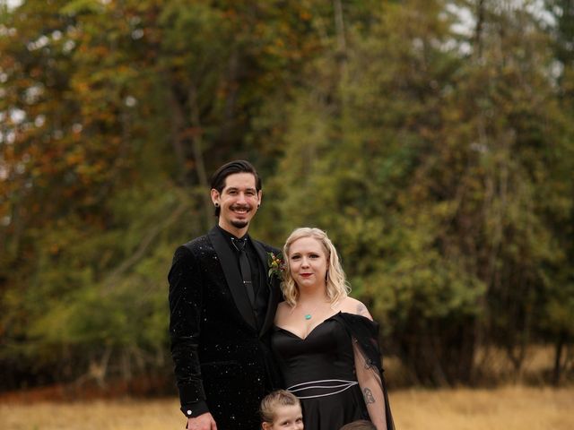 Garrett and Victoria&apos;s Wedding in Estacada, Oregon 16