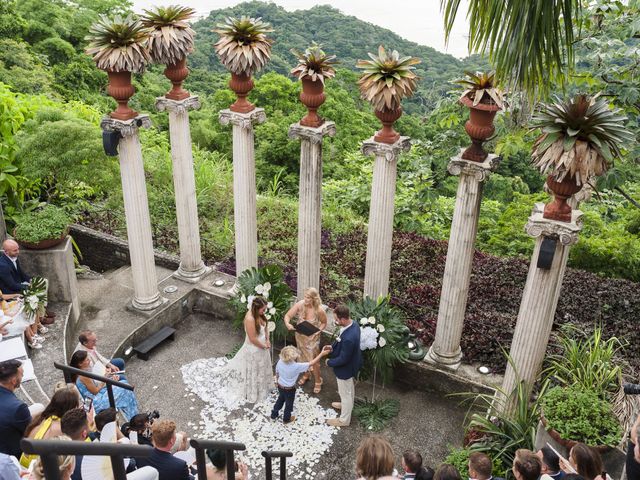 Evan and Kate&apos;s Wedding in Jaco, Costa Rica 16