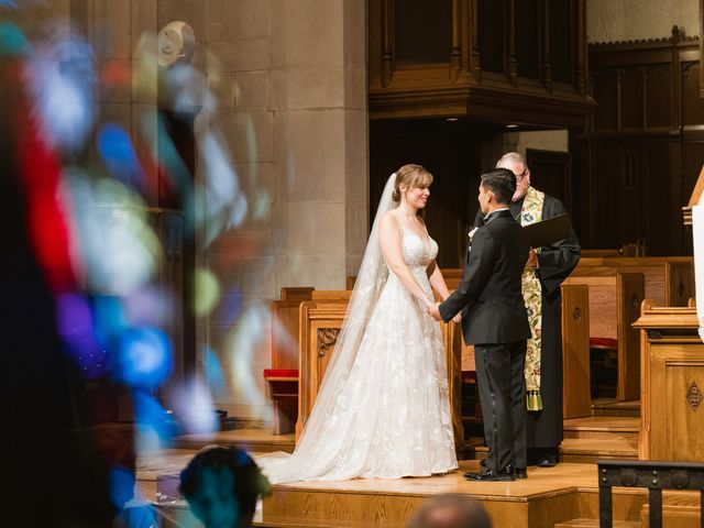 Tran and Christy&apos;s Wedding in Cincinnati, Ohio 15