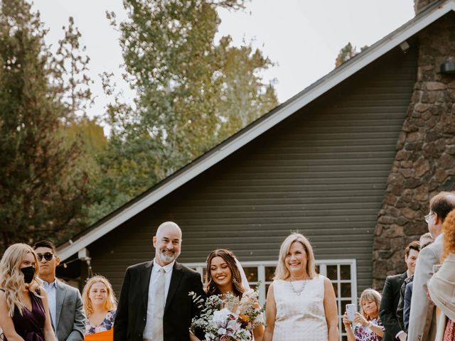 David and Lily&apos;s Wedding in Bend, Oregon 55