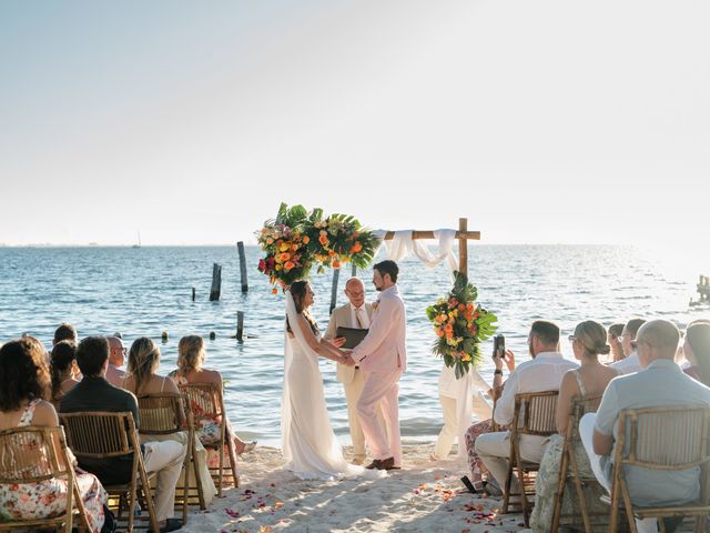 Johnathan and Makenzie  Minzinga's Wedding in Isla Mujeres, Mexico 7