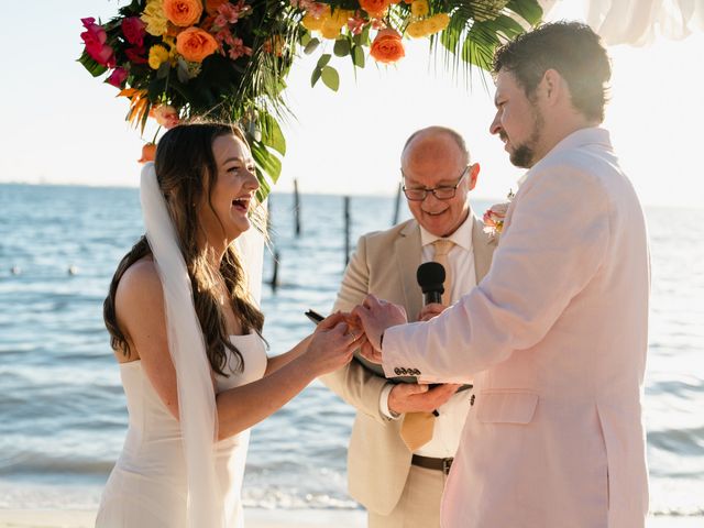 Johnathan and Makenzie  Minzinga's Wedding in Isla Mujeres, Mexico 10