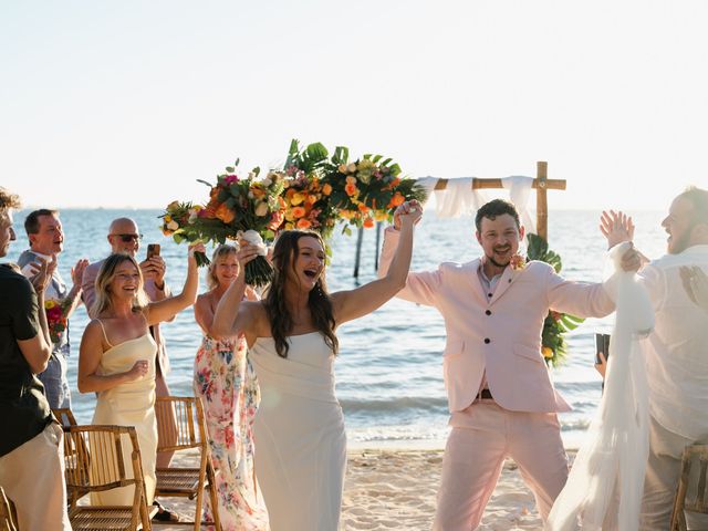 Johnathan and Makenzie  Minzinga's Wedding in Isla Mujeres, Mexico 14