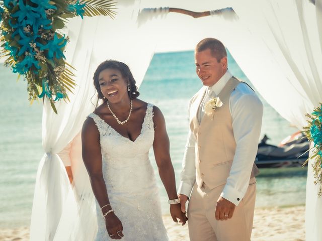 Christopher and Melanie&apos;s Wedding in Gros Islet, St. Lucia 49