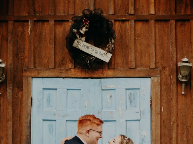 Aaron and Emma&apos;s Wedding in Pinckney, Michigan 10