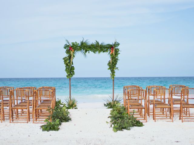 Michael and Alex&apos;s Wedding in Harbour Island, Bahamas 12