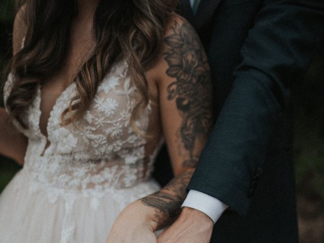 Noah and Haley&apos;s Wedding in Pigeon Forge, Tennessee 14