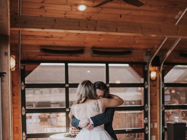 Noah and Haley&apos;s Wedding in Pigeon Forge, Tennessee 26