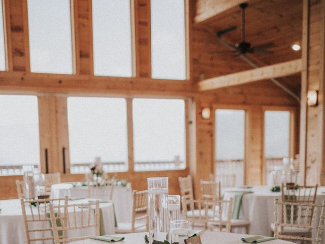 Noah and Haley&apos;s Wedding in Pigeon Forge, Tennessee 30