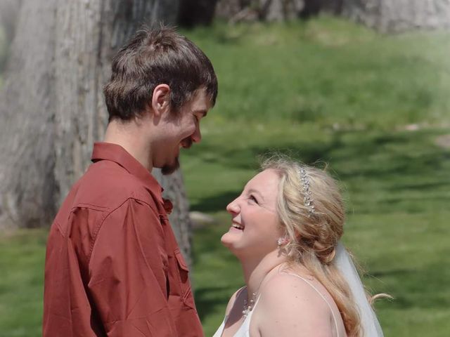 Riley Keith and Chloe Wolfe&apos;s Wedding in Spearfish, South Dakota 8