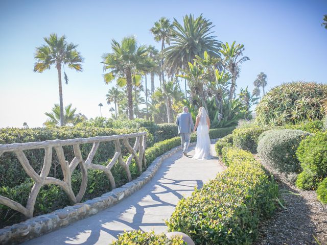 David and Lauren&apos;s Wedding in Laguna Beach, California 35