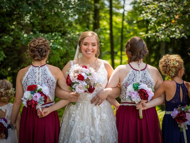 Trevor and Haylie&apos;s Wedding in Grand Rapids, Michigan 5