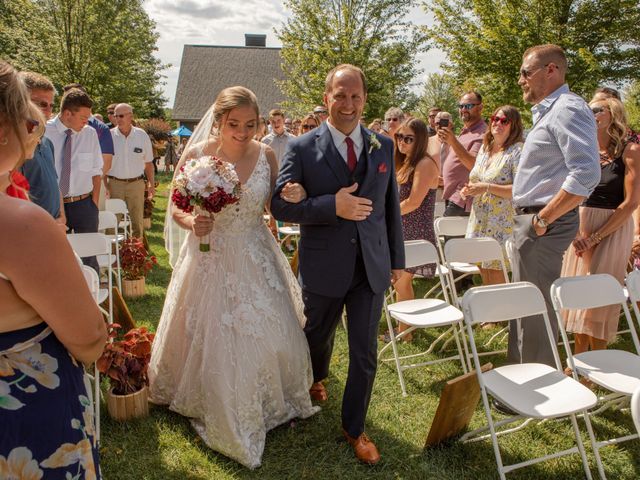 Trevor and Haylie&apos;s Wedding in Grand Rapids, Michigan 12