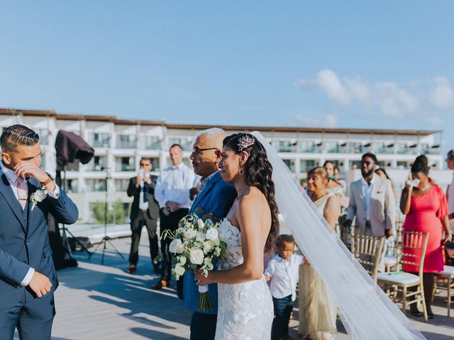 Jesus and Mireya&apos;s Wedding in Punta Cana, Dominican Republic 43