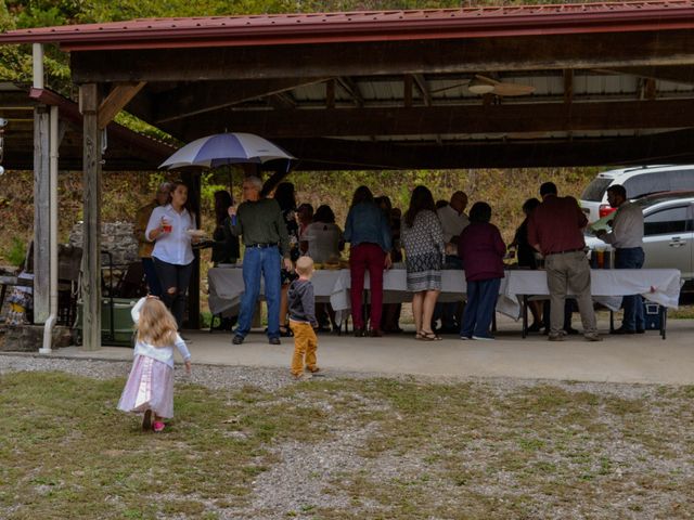 Lee and Jessica&apos;s Wedding in Parkers Lake, Kentucky 13