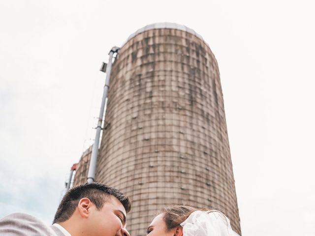 Megan and Vinner&apos;s Wedding in Ravenna, Michigan 14