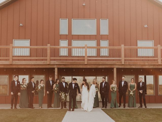 Jessica and Drew&apos;s Wedding in Norwalk, Iowa 344