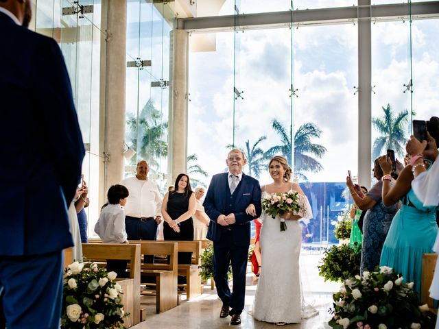 Rodolfo and Nicole&apos;s Wedding in Cancun, Mexico 14