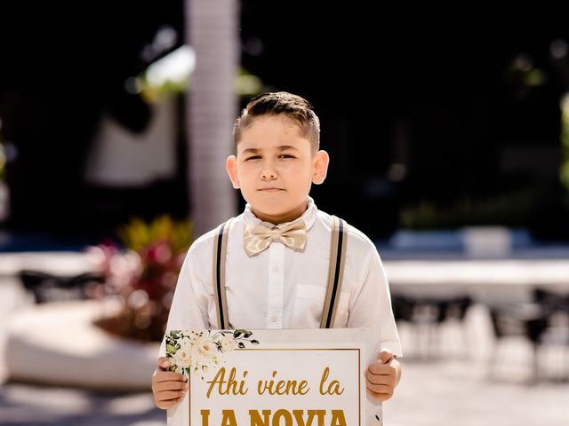 Rodolfo and Nicole&apos;s Wedding in Cancun, Mexico 29