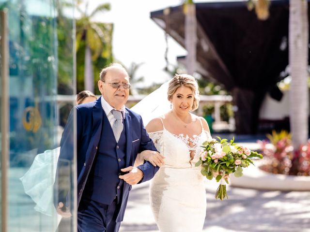 Rodolfo and Nicole&apos;s Wedding in Cancun, Mexico 52