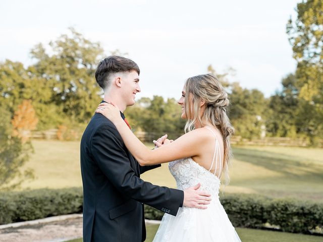 Grant and Rachel&apos;s Wedding in Montgomery, Texas 7