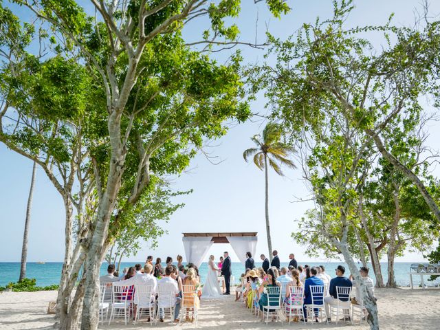 Benjamin and Caroline&apos;s Wedding in La Romana, Dominican Republic 33