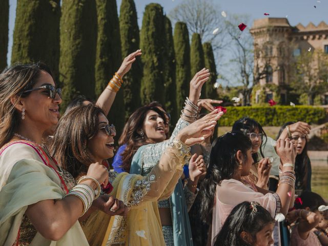 Maanraj and Kiran&apos;s Wedding in Barcelona, Spain 49