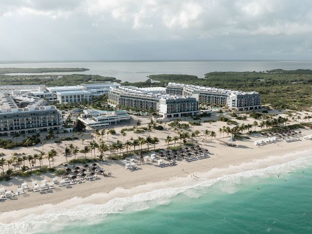 Damion and Blake's Wedding in Cancun, Mexico 3