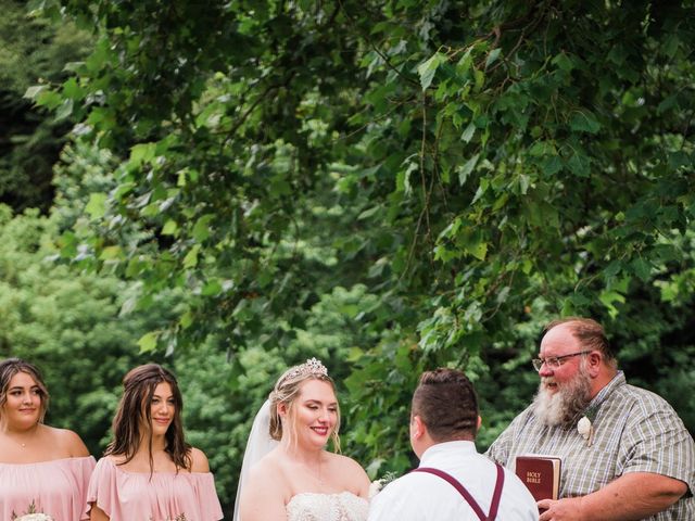 Jon and Skyler&apos;s Wedding in Lancaster, Ohio 36