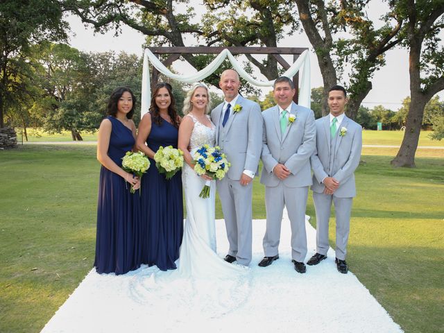 Jennifer and Johnny&apos;s Wedding in San Antonio, Texas 10