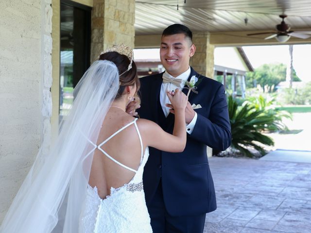 Amanda and Michael&apos;s Wedding in San Antonio, Texas 30