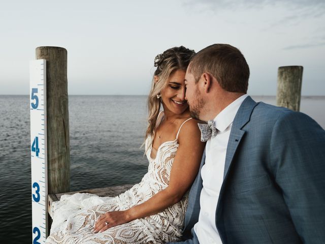 Grant and Loreigh&apos;s Wedding in Ocracoke, North Carolina 5