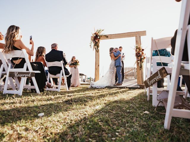 Grant and Loreigh&apos;s Wedding in Ocracoke, North Carolina 14