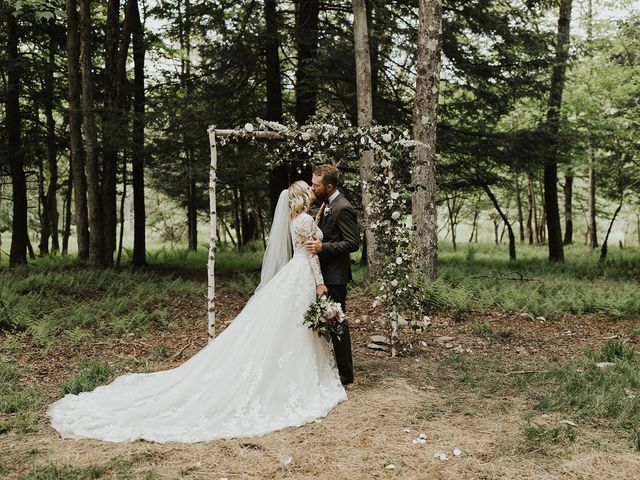 Kyle and Taylor&apos;s Wedding in Long Eddy, New York 96