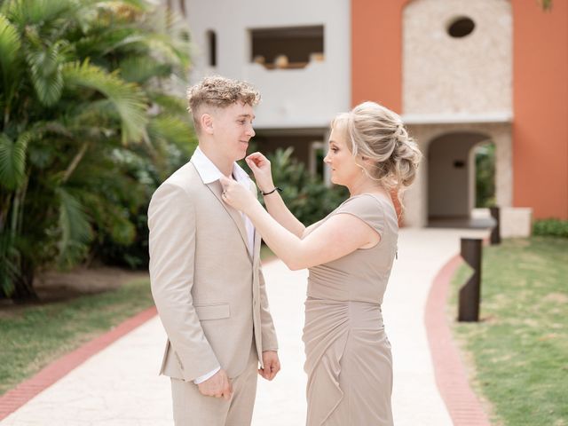Timothy and Deanna's Wedding in Cancun, Mexico 28