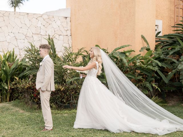 Timothy and Deanna's Wedding in Cancun, Mexico 35