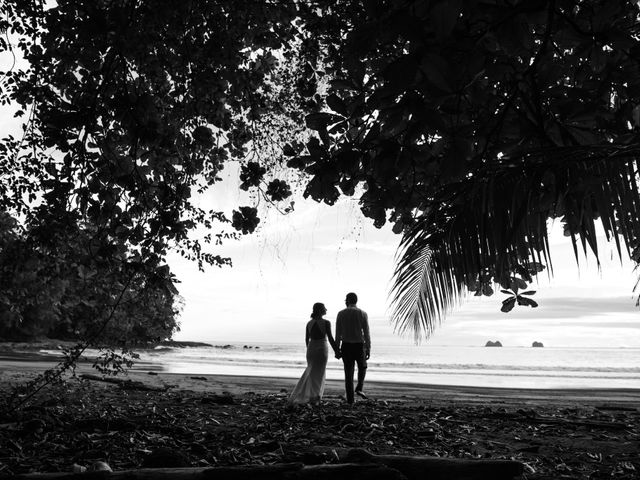 Tom and Stacey&apos;s Wedding in Uvita, Costa Rica 33