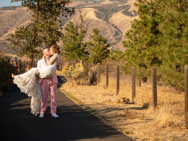 Dustin and Erika&apos;s Wedding in The Dalles, Oregon 20