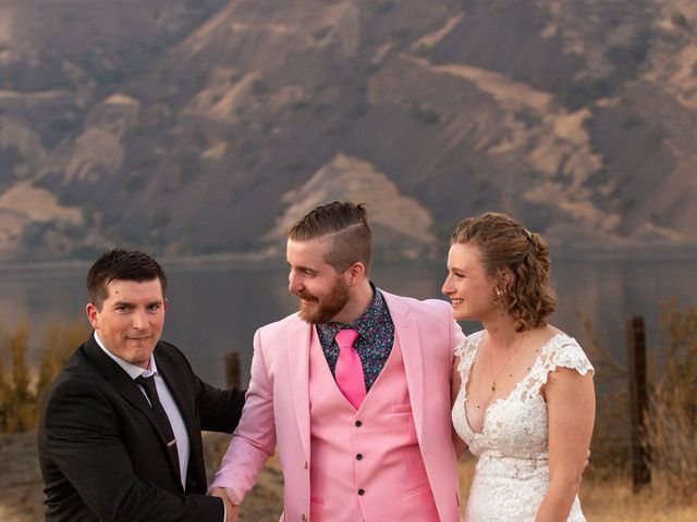 Dustin and Erika&apos;s Wedding in The Dalles, Oregon 124