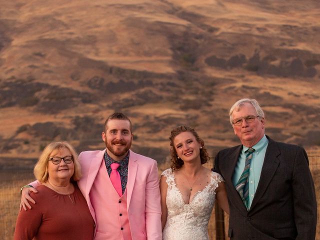 Dustin and Erika&apos;s Wedding in The Dalles, Oregon 144