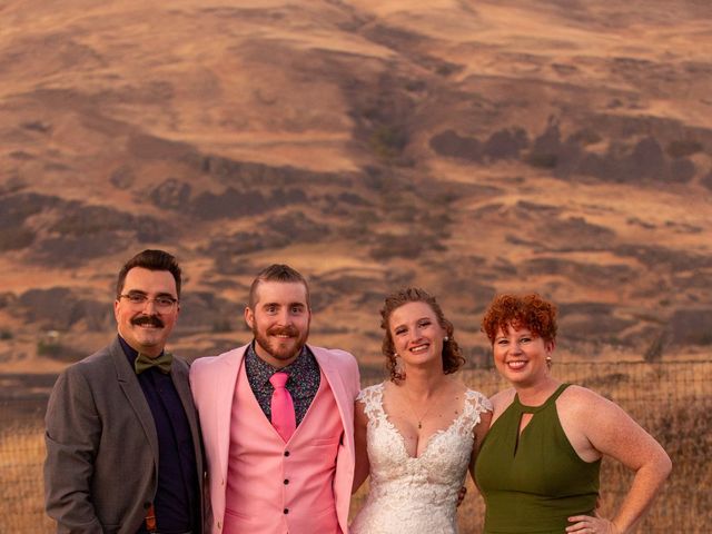 Dustin and Erika&apos;s Wedding in The Dalles, Oregon 151