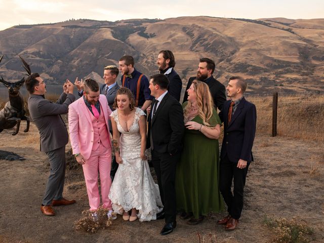 Dustin and Erika&apos;s Wedding in The Dalles, Oregon 156