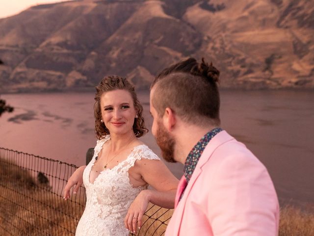 Dustin and Erika&apos;s Wedding in The Dalles, Oregon 169