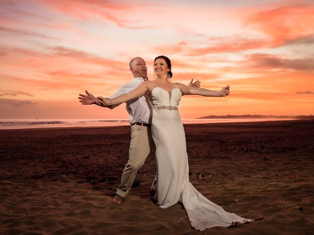 Jon and Kathleen&apos;s Wedding in Esterillos Oeste, Costa Rica 4
