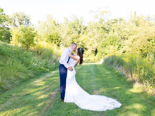 Jordan and Kirstie&apos;s Wedding in Sandusky, Ohio 18